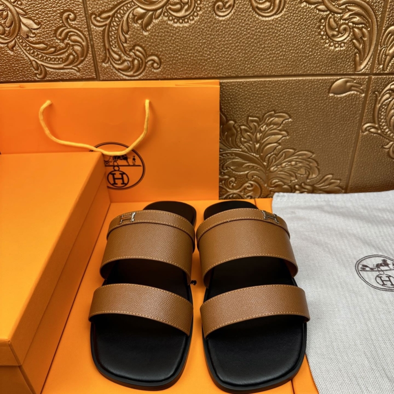 H**mes slippers